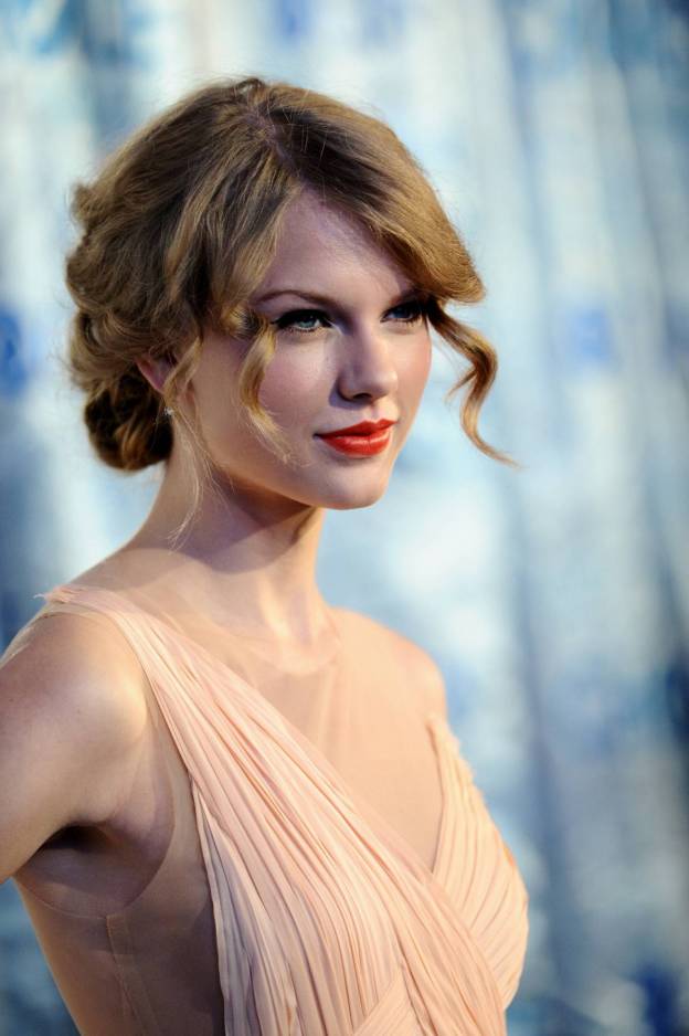 taylor swift in 2011 peoples choice awards