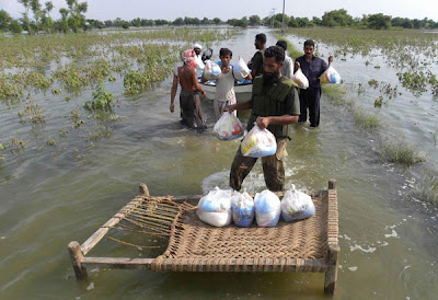 Photo Of Floods In Pakistan Seen On www.coolpicturegallery.net