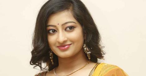 Actress Thanishka photos