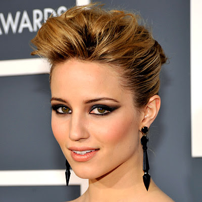 Dianna Agron is stunning in her dark smoky sculpted winged eye shadow