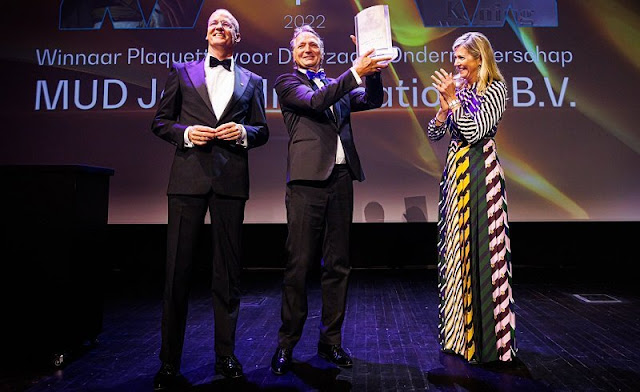 Queen Maxima wore a Duritz pussy-bow printed crepe de chine maxi dress by Mary Katrantzou