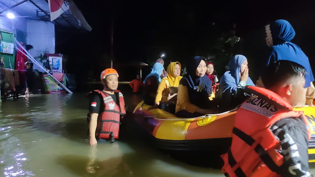 Setya Kita Pancasila Turun Langsung Menangani Banjir di Kota Makassar
