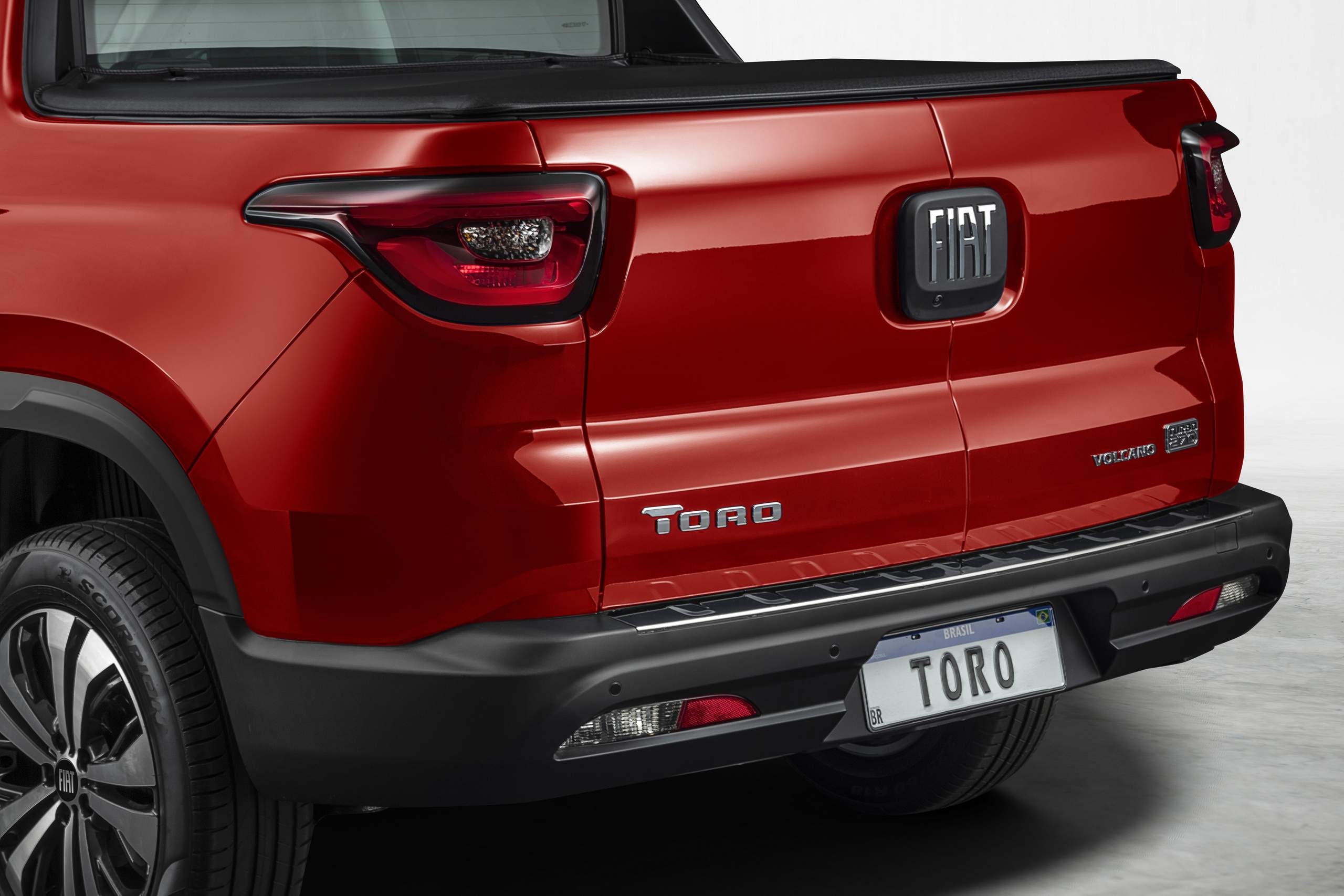 Nova Toro 2024 Ultra Turbo Diesel AT9 - é na Alpinia Fiat