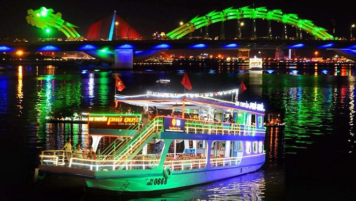 Han River Cruise - Explore the Beautiful City by the River