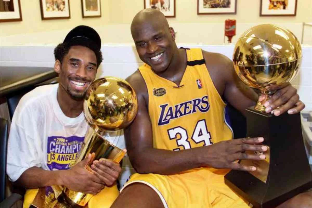 Kobe Byant and Shaquille O'Neal for the Los Angeles Lakers