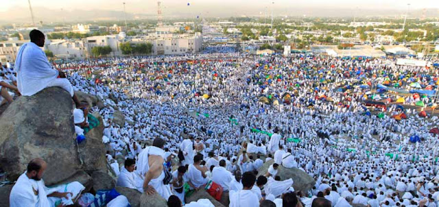 Performing 'Umrah During the Hajj Months