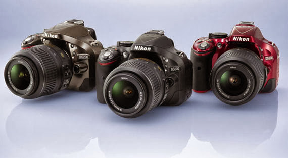 Review Spesifikasi dan Harga Camera DSLR Nikon D5200 Lensa Kit 18-55mm - 24.1 MP