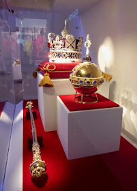 Crown Jewels TV replica props
