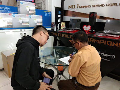 Wawancara Penjual Laptop