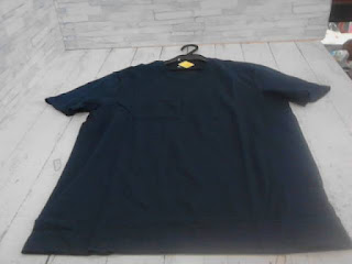 未使用品　ブラック　半袖Tシャツ　Sサイズ　２９８円