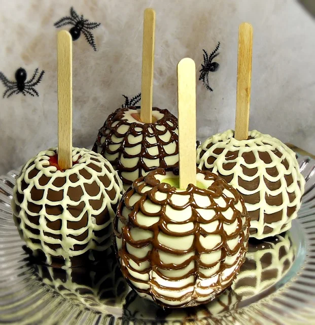 halloween chocolate apples