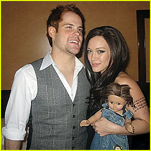 hilary duff and mike comrie semblance