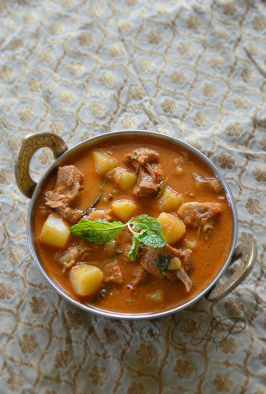 indian lamb curry with coconut milk