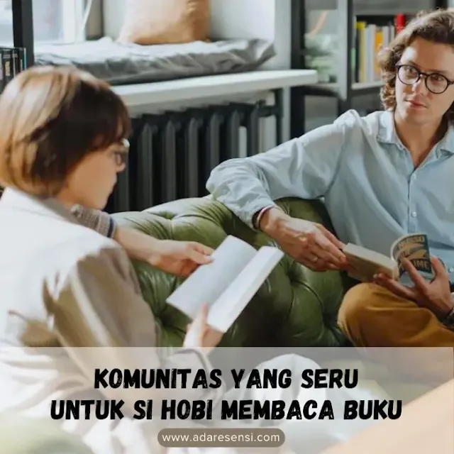 Komunitas membaca buku