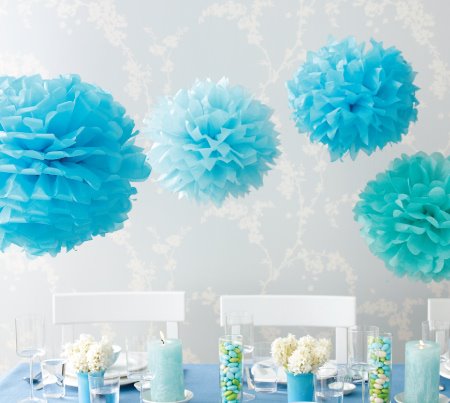 projBlueTissuePaperFlowerPomPoms0 {DIY} Party Pom Poms