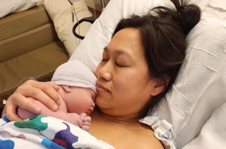 Mark Zuckerberg and his wife Priscilla Chan welcome third child (Photo)