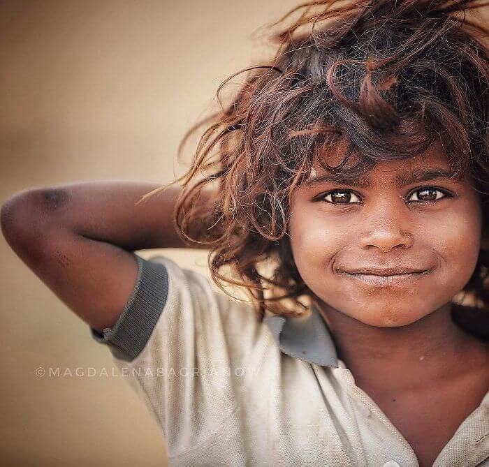 Polish Photographer Traveled All Over India And Captured The Incredible Beauty Of The Local People