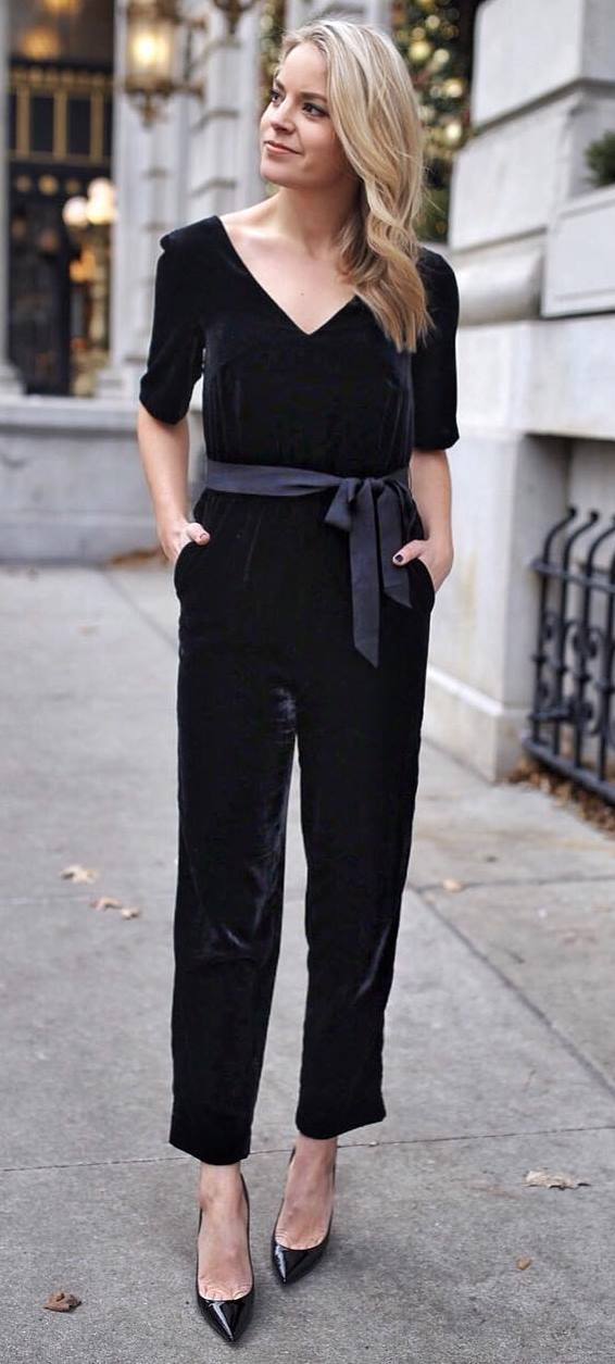 amazing outfit idea / velvet jumpsuit and black heels
