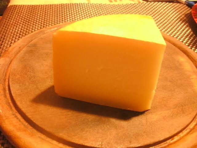 هل الجبن مضر بالصحة؟ فوائد واضرار الجبن