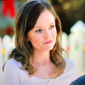 Rachel Boston A Rose for Christmas Leaf necklace