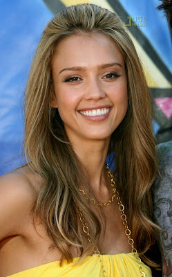 Hot wallpaper of Jessica Alba 11