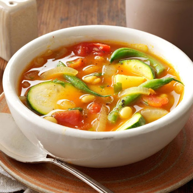 #cooking from scratch; healthy summer meal, summer soup recipe https://www.tasteofhome.com/recipes/summer-vegetable-soup/