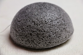 Missha Natural Konjac Temizleme Süngeri (Bamboo Charcoal) - konjac süngeri - makyaj blogları - kozmetik blogları - missha - missha türkiye 