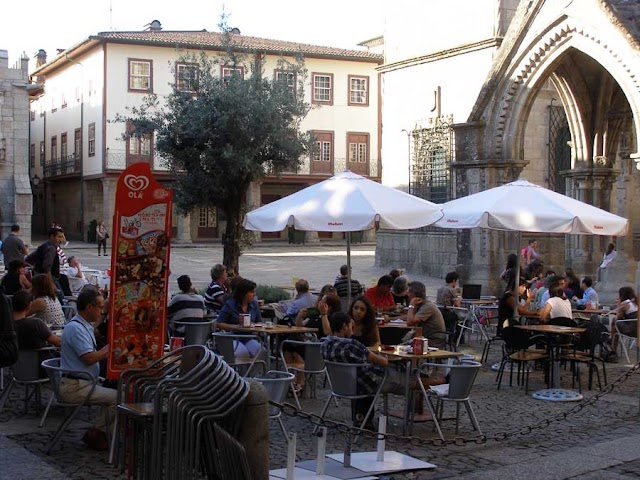 Das esplanadas e do usufruto do espaço público