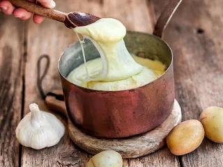 Aligot : Recette traditionnelle de l'Aveyron