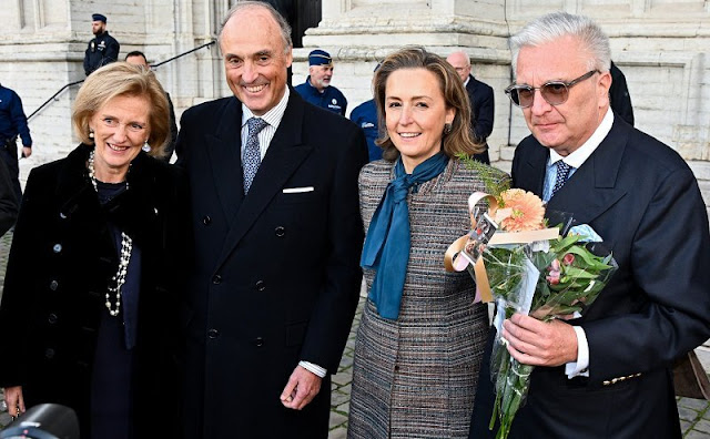 King Albert II, Queen Paola, Princess Astrid, Prince Lorenz, Prince Laurent and Princess Claire