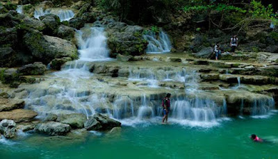 air terjun moramo