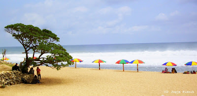 pantai pok tunggal