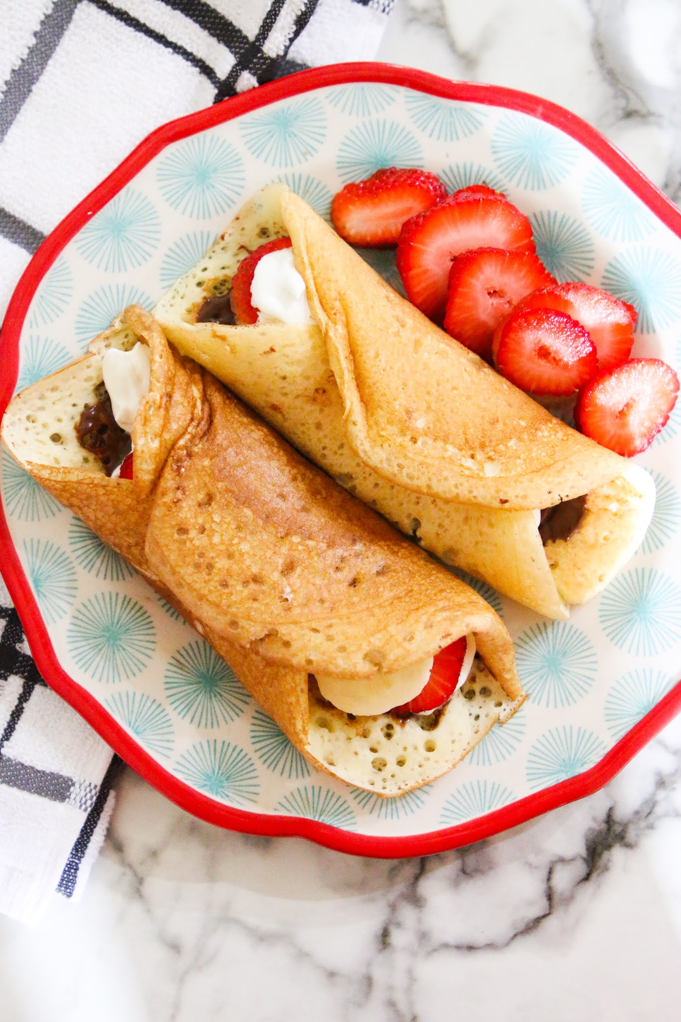 How to make crepes with pancake mix. Easy crepe recipe. Holiday breakfast ideas. Weekend breakfast ideas. French breakfast ideas. How to make crepes with Krusteaz pancake mix. How to make crepes with just add water pancake mix.#breakfast #food #crepes #frenchcooking