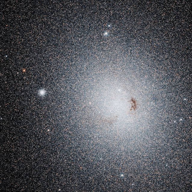 caldwell-18-galaksi-satelit-katai-andromeda-informasi-astronomi