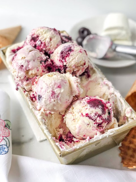 Foodie Friday - Goats Cheese and Cherry Icecream (no churn)