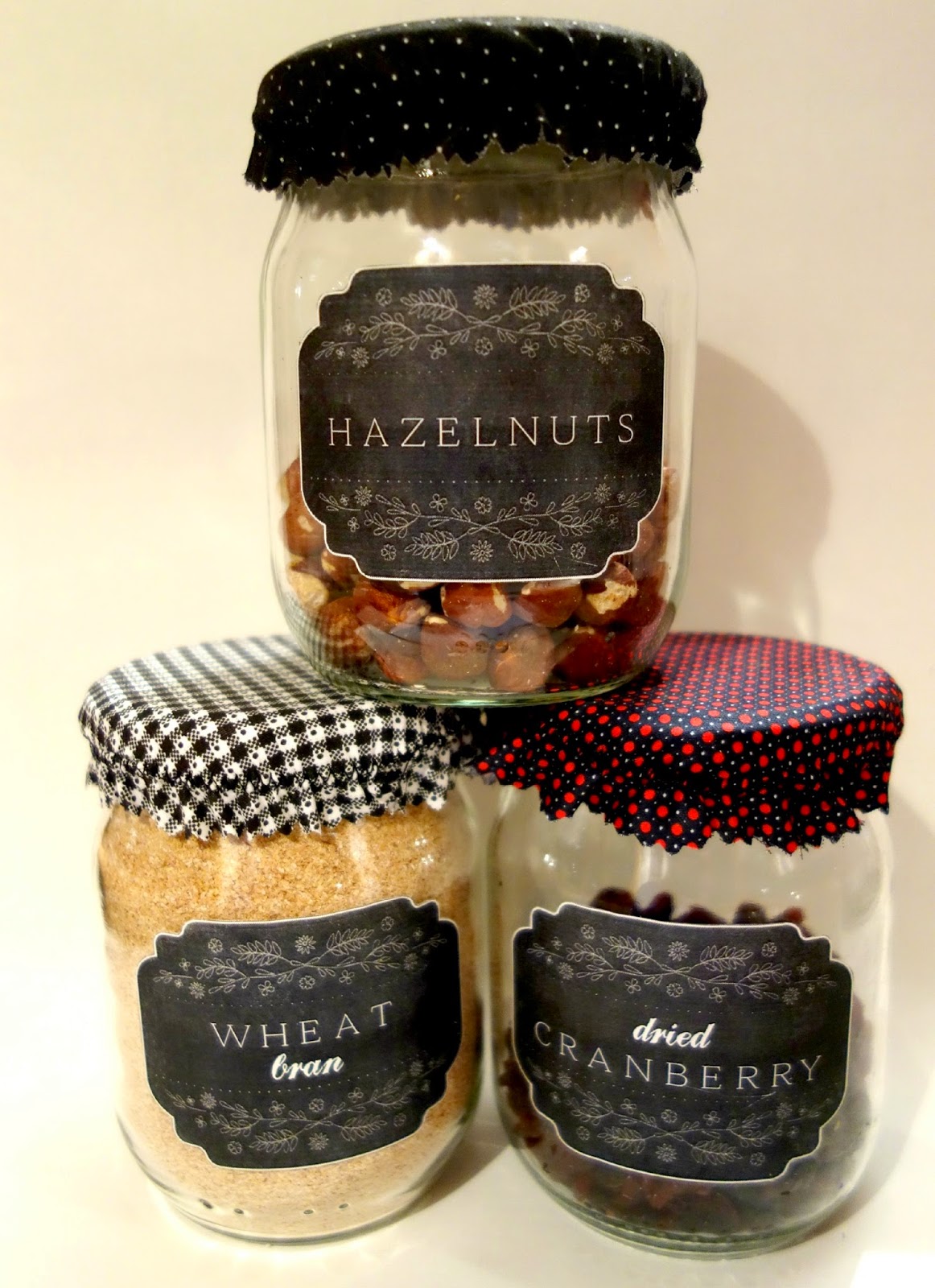 Kitchen Pantry Jars ~ Chalkboard Labels ~ Making on the Mountain