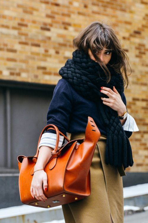 25 Stylish Bags To Wear Now | About Her