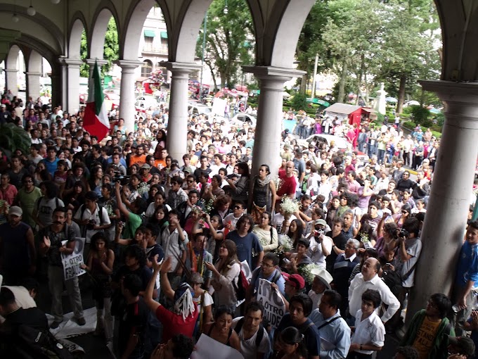 Denuncia Ayuntamiento de Veracruz a #YoSoy132 por toma de palacio