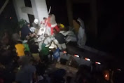 Caminhão caiu de ponte em Cândido Sales e motorista fica preso às ferragens