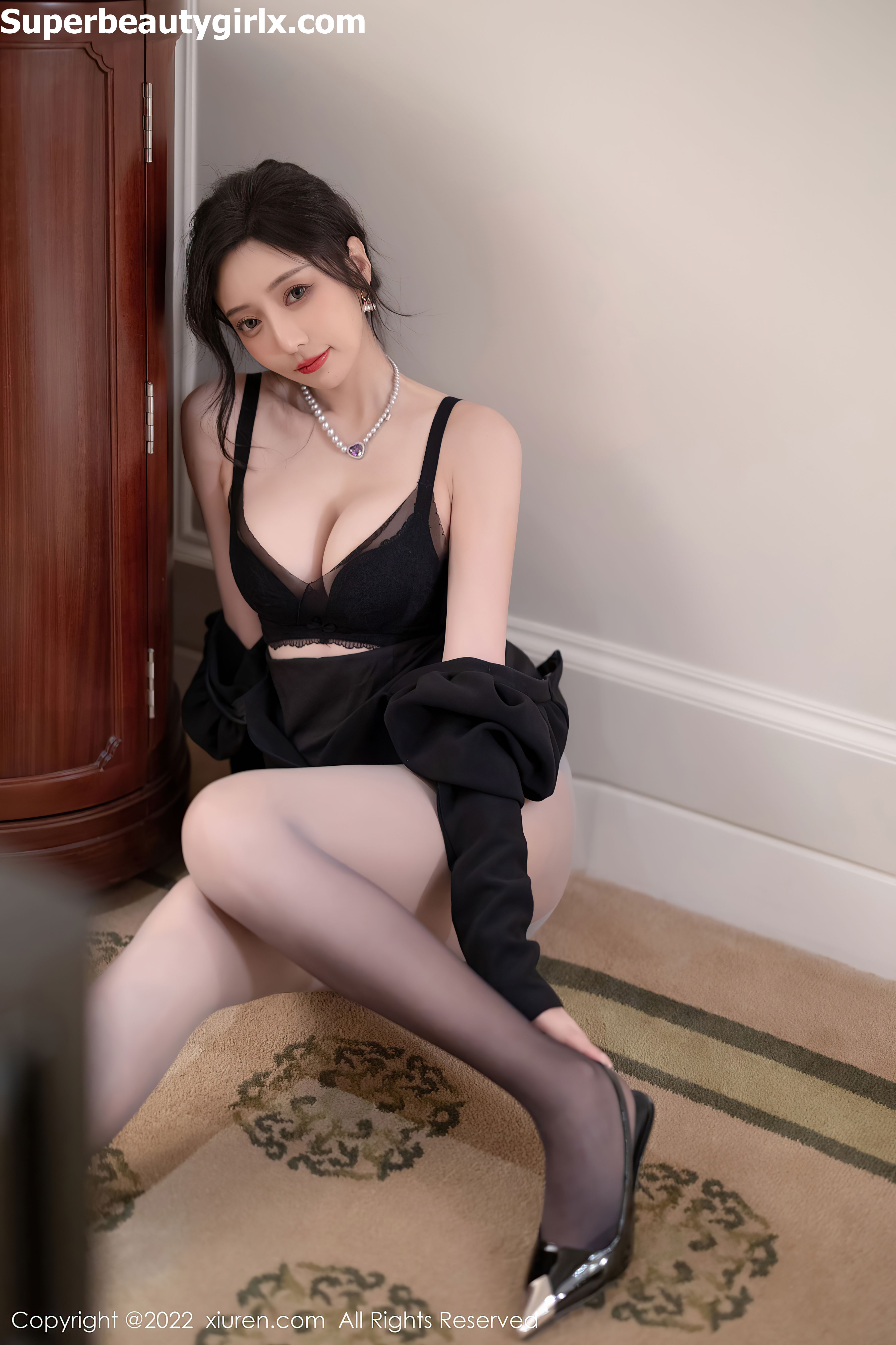 XIUREN-No.5251-Yanni-Wang-Xin-Yao-Superbeautygirlx.com