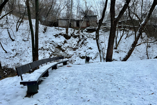 парк Коршуниха, гаражи в районе 6-го Загородного проезда парк Коршуниха, гаражи в районе 6-го Загородного проезда