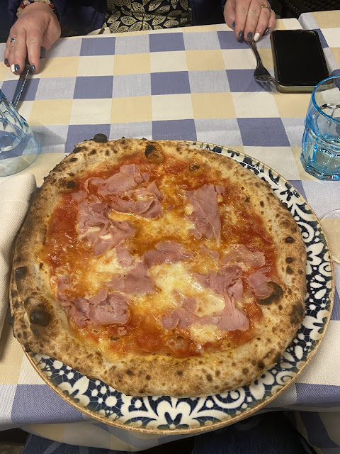 Pizza in milan