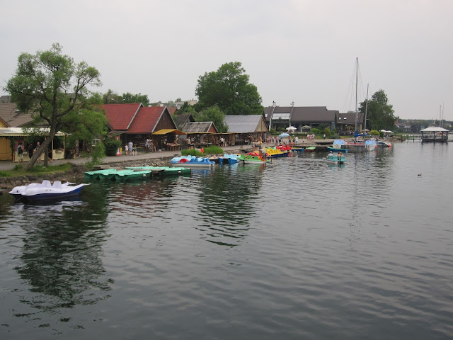 http://destinationlithuania.blogspot.no/2014/12/trakai-castle.html