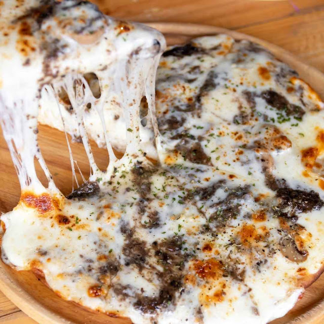Przepis - Domowa Fit Pizza – Zdrowa, Smaczna i Prosta w Wykonaniu!