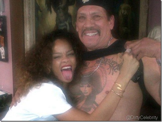 rihanna-tattoo-thug-life-3