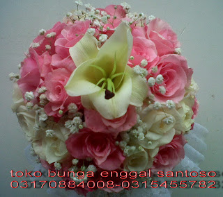 rangkaian bunga tangan untuk pengantin (hand bouquet) florist surabaya murah dan online