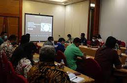 Mohamad Lakotani Buka Rakor dan Training Program Prosppek-Otsus Papua Barat