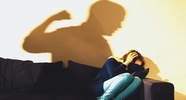 ADOLESCENTE FOI AGREDIDA PELO TIO COM SOCO NA BOCA