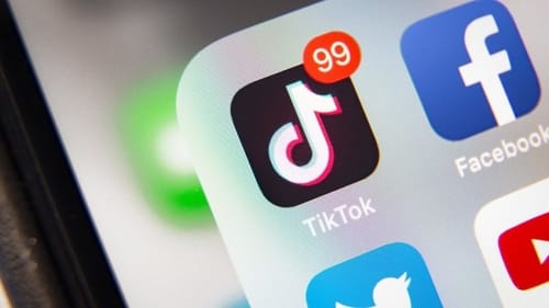 Facebook and TikTok block hashtags supporting Trump in allegations of election theft