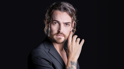 Valerio Scanu - PRESENTE  - accordi, testo, video, midi karaoke